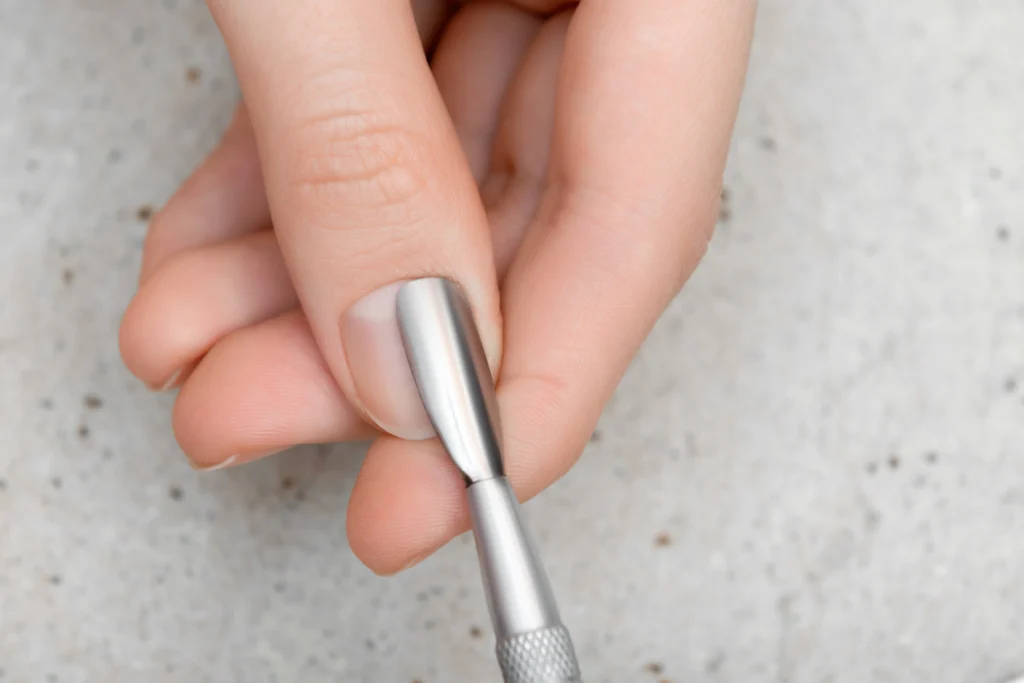 Jak przyspieszyć wzrost paznokci, dlaczego większość odżywek do paznokci nie działa tak, jak obiecuje