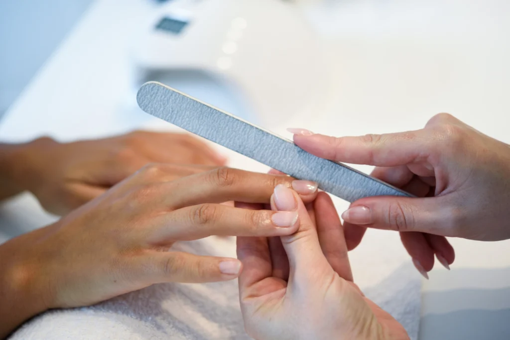 Bubble nails jak zrobić, krok po kroku.